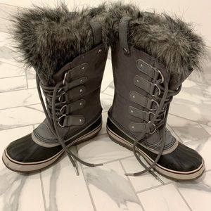 SOREL Joan of Arctic Boots Quarry/Black Size 8